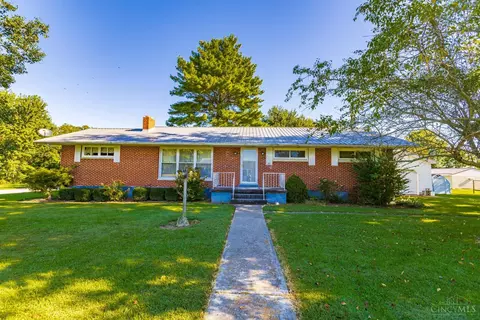 90 Sycamore St, Winchester, OH 45697