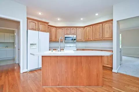 Kitchen - 5474 Chancellor Ln, Morrow, OH 45152 photo 5 of 5