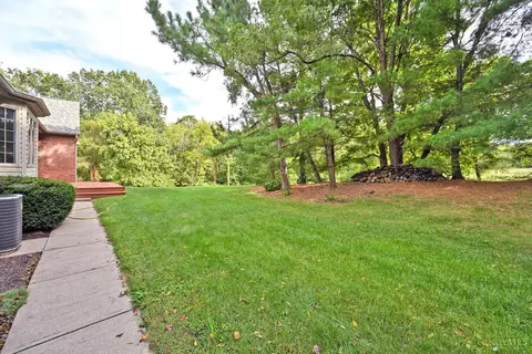 Exterior - 5474 Chancellor Ln, Morrow, OH 45152 photo 6 of 15