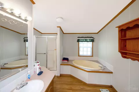 Bath - 2256 Dean Rd, Bethel, OH 45106 photo 1 of 3