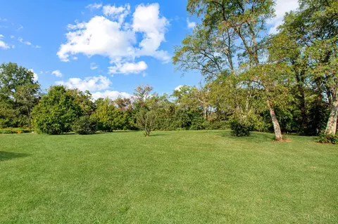 Exterior - 2256 Dean Rd, Bethel, OH 45106 photo 5 of 7