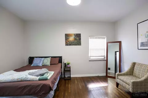 Bedroom - 2251 Harrison Ave, Cincinnati, OH 45211 photo 1 of 2