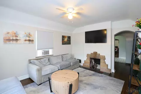 Living - 2251 Harrison Ave, Cincinnati, OH 45211 photo 2 of 2