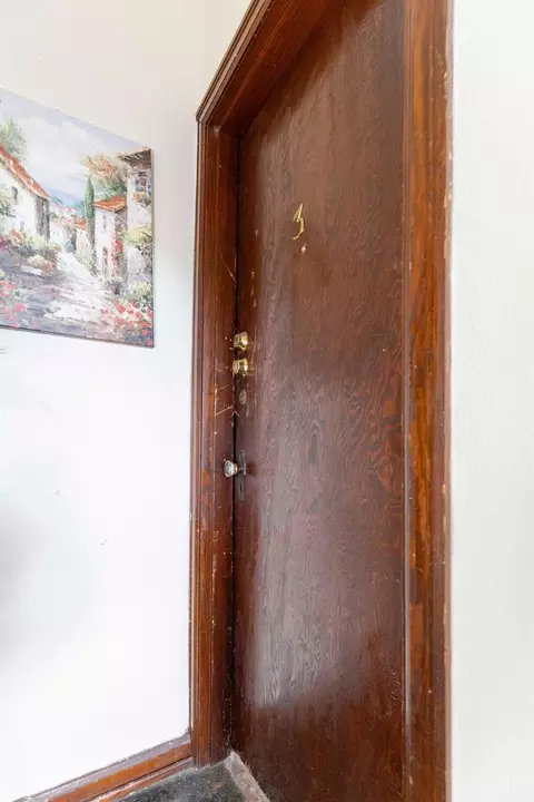 Entry Way - 2251 Harrison Ave, Cincinnati, OH 45211 photo 5 of 7