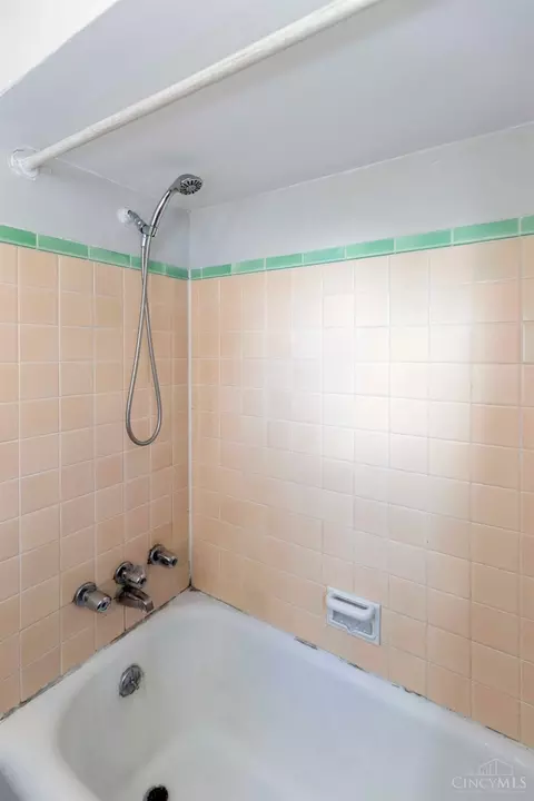 Bath - 2251 Harrison Ave, Cincinnati, OH 45211 photo 2 of 2