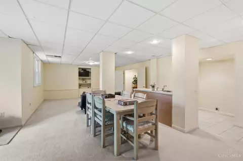 Dining - 6865 Fox Hill Ln, Cincinnati, OH 45236 photo 6 of 7