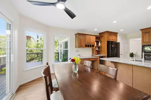 Dining - 6865 Fox Hill Ln, Cincinnati, OH 45236 photo 5 of 7