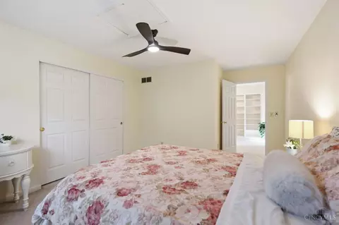 Bedroom - 6865 Fox Hill Ln, Cincinnati, OH 45236 photo 7 of 9
