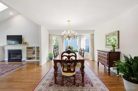 Dining - 6865 Fox Hill Ln, Cincinnati, OH 45236 photo 2 of 7