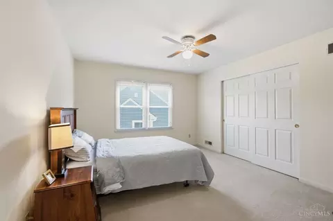 Bedroom - 6865 Fox Hill Ln, Cincinnati, OH 45236 photo 4 of 9
