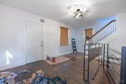 Entry Way - 1706 Wyoming Ave, Cincinnati, OH 45205 photo 1 of 1