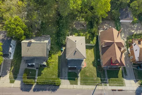 View/Area - 1706 Wyoming Ave, Cincinnati, OH 45205 photo 1 of 3