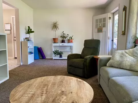 Living - 5389 Maple Grove Ave, Blanchester, OH 45107 photo 3 of 3