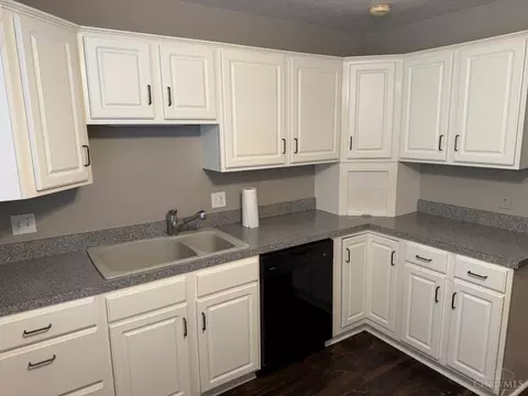 Kitchen - 3971 School Section Rd, Cincinnati, OH 45211 photo 3 of 3