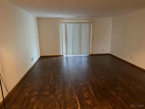 Living - 3971 School Section Rd, Cincinnati, OH 45211 photo 1 of 4
