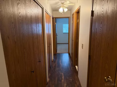 Entry Way - 3971 School Section Rd, Cincinnati, OH 45211 photo 3 of 3