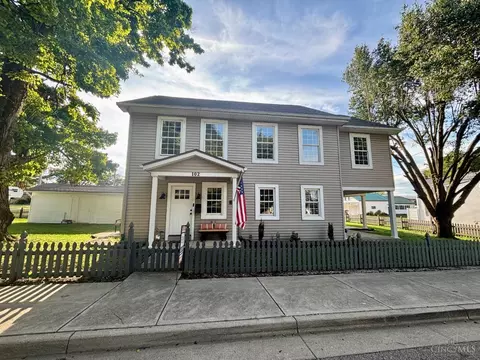 102 Elm St, Farmersville, OH 45325