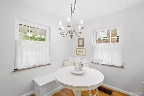 Dining - 6989 Cambridge Ave, Mariemont, OH 45227 photo 1 of 2