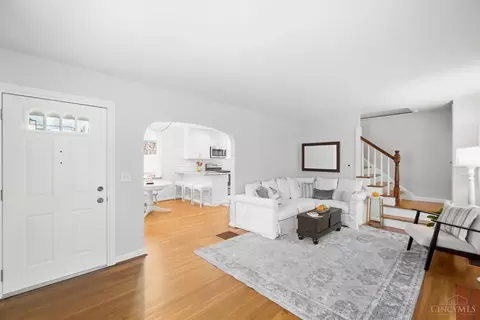 Entry Way - 6989 Cambridge Ave, Mariemont, OH 45227 photo 1 of 1