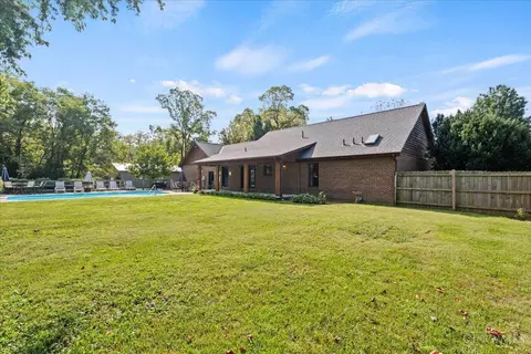 Exterior - 3074 Quitter Rd, Williamsburg, OH 45176 photo 6 of 11
