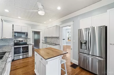 Kitchen - 3133 Gloss Ave, Cincinnati, OH 45213 photo 7 of 7