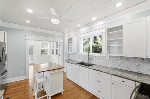 Kitchen - 3133 Gloss Ave, Cincinnati, OH 45213 photo 5 of 7