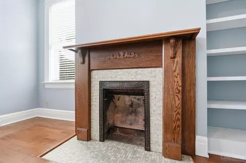 Living - 3133 Gloss Ave, Cincinnati, OH 45213 photo 14 of 14