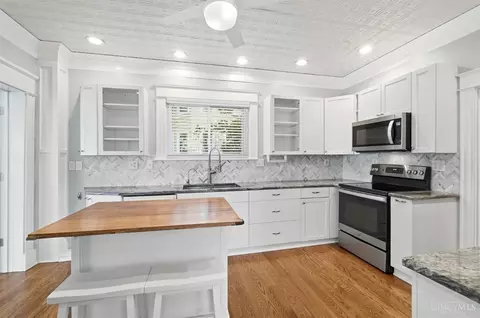 Kitchen - 3133 Gloss Ave, Cincinnati, OH 45213 photo 1 of 7