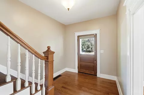 Entry Way - 3133 Gloss Ave, Cincinnati, OH 45213 photo 2 of 10