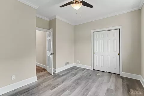 Bedroom - 390 Grand Ave, Cincinnati, OH 45205 photo 1 of 4