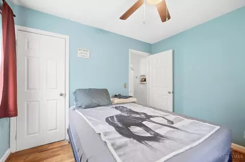 Bedroom - 8554 Plainfield Rd, Cincinnati, OH 45236 photo 2 of 7