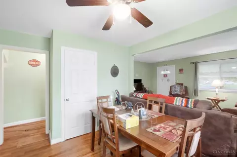 Dining - 8554 Plainfield Rd, Cincinnati, OH 45236 photo 2 of 3