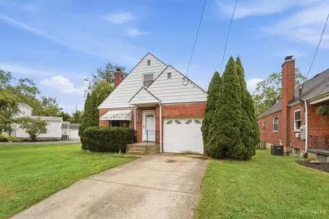 Exterior - 8554 Plainfield Rd, Cincinnati, OH 45236 photo 8 of 9