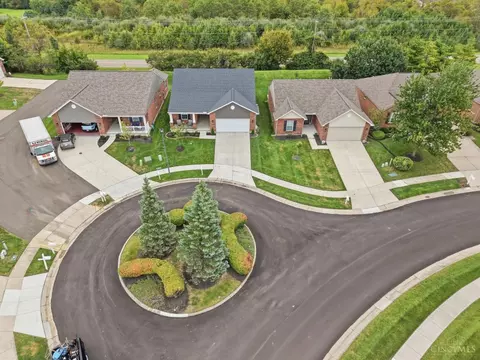 View/Area - 1940 Redbud Dr, Hamilton, OH 45013 photo 1 of 4