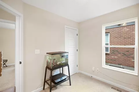 Bedroom - 1940 Redbud Dr, Hamilton, OH 45013 photo 5 of 5