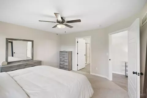Bedroom - 1940 Redbud Dr, Hamilton, OH 45013 photo 2 of 5