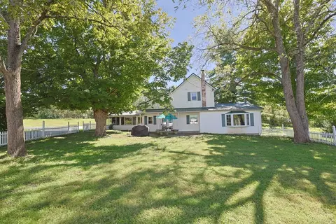 9098 Morrow Woodville Rd, Pleasant Plain, OH 45162
