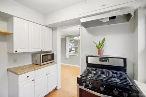 Kitchen - 1601 Sutton Ave, Cincinnati, OH 45230 photo 2 of 2