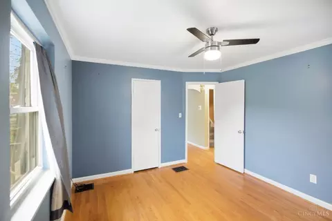 Bedroom - 1601 Sutton Ave, Cincinnati, OH 45230 photo 3 of 4