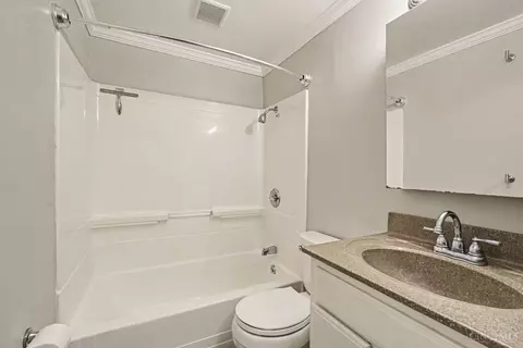 Bath - 218 Forest Ave, Batavia, OH 45103 photo 1 of 1