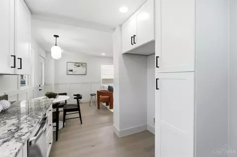 Entry Way - 8810 Pine Rd, Cincinnati, OH 45242 photo 1 of 3