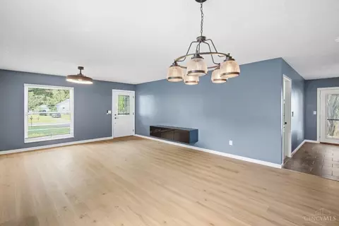 Living - 324 Conova Dr, Monroe, OH 45050 photo 2 of 2