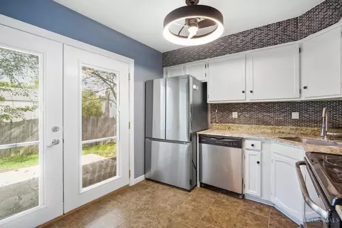 Kitchen - 324 Conova Dr, Monroe, OH 45050 photo 1 of 5