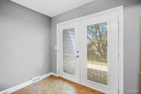 Entry Way - 324 Conova Dr, Monroe, OH 45050 photo 1 of 1