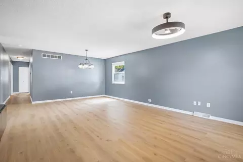 Living - 324 Conova Dr, Monroe, OH 45050 photo 1 of 2