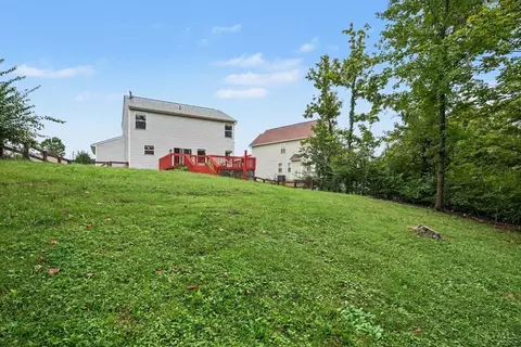 Exterior - 9648 Fallshill Cir, Cincinnati, OH 45231 photo 9 of 9