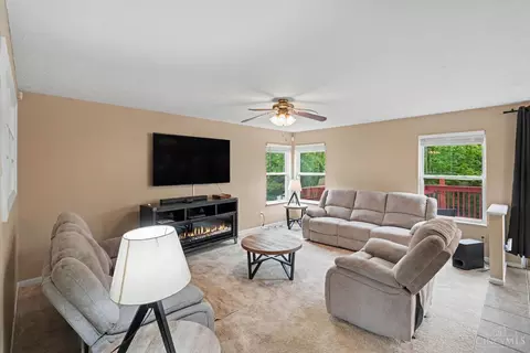 Living - 9648 Fallshill Cir, Cincinnati, OH 45231 photo 1 of 2