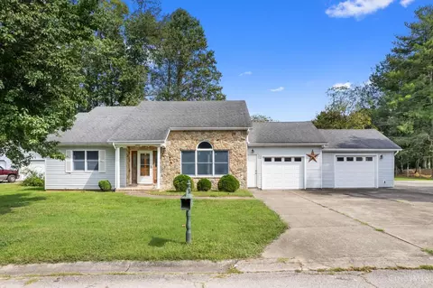Exterior - 2000 Stivers Rd, Aberdeen, OH 45101 photo 2 of 11