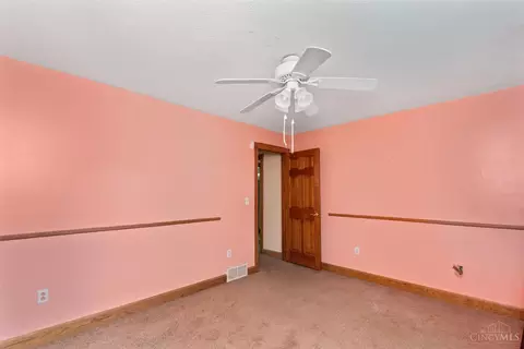 Bedroom - 2000 Stivers Rd, Aberdeen, OH 45101 photo 2 of 4