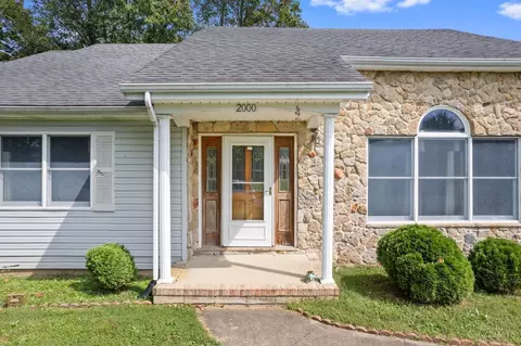 Exterior - 2000 Stivers Rd, Aberdeen, OH 45101 photo 4 of 11